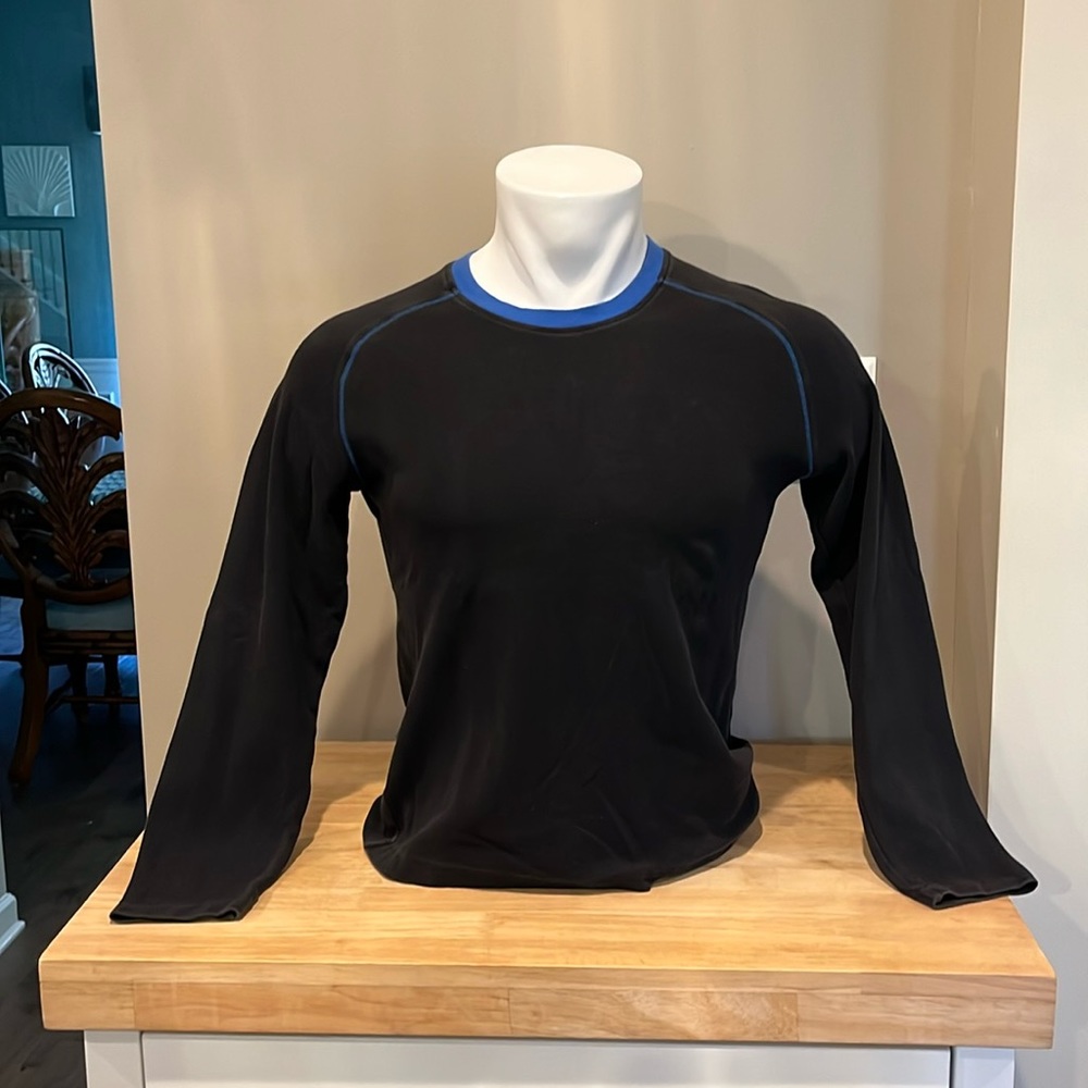 Casual pullover sweatshirt